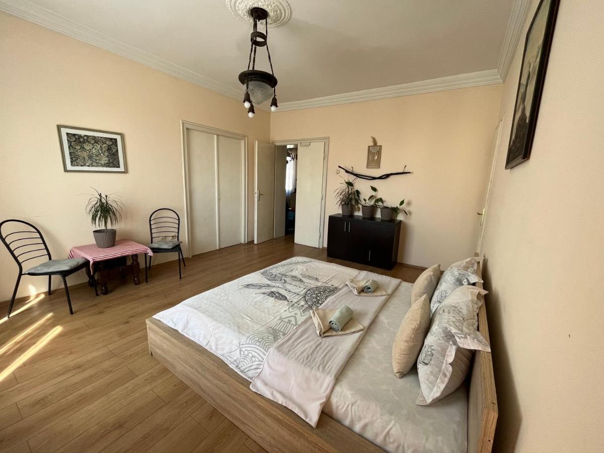 Terazije Square Lux Apartment เบลเกรด ภายนอก รูปภาพ