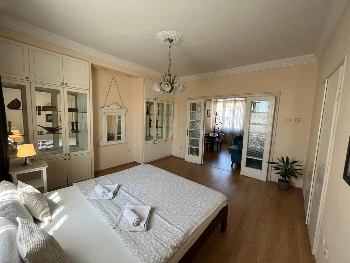 Terazije Square Lux Apartment เบลเกรด ภายนอก รูปภาพ